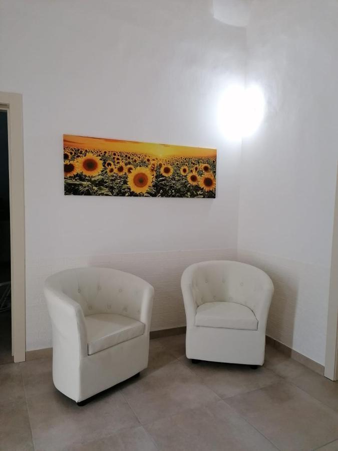 Bed&Dreams In Salento Bilocale Con Vasca Idromassaggio Villa Guagnano Luaran gambar
